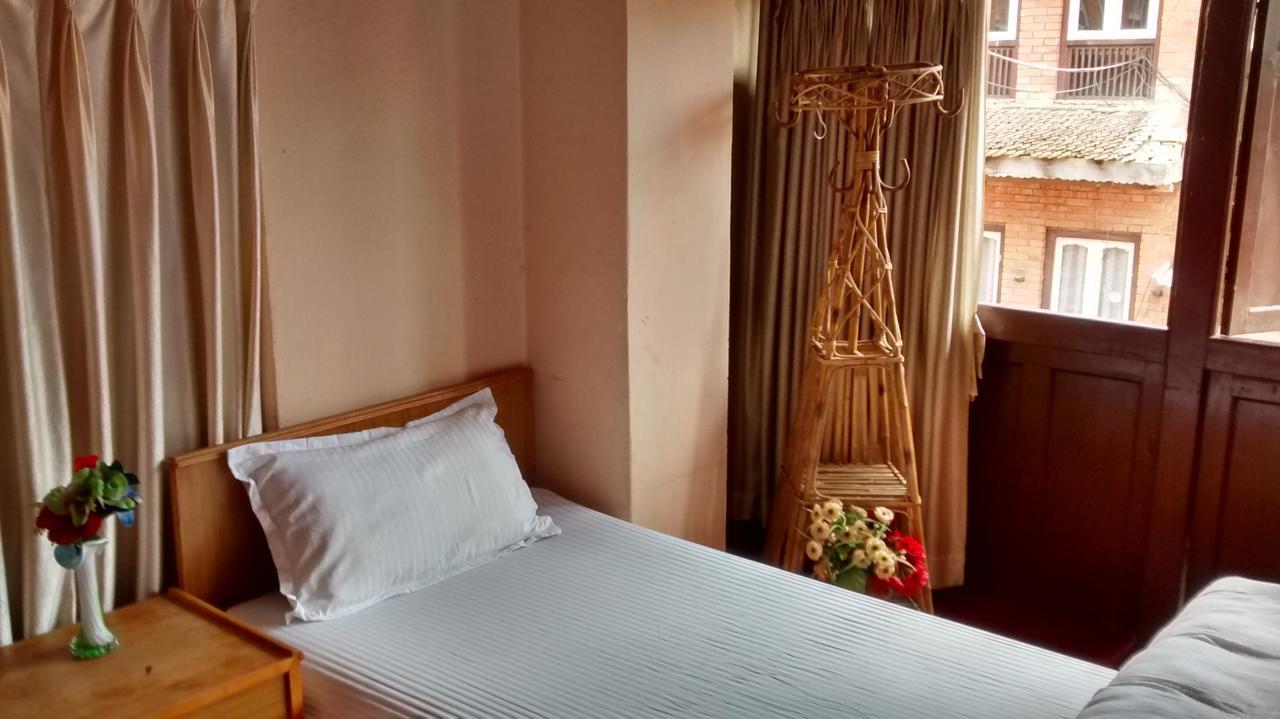 Moonlight Guest House Bhatgoan Zewnętrze zdjęcie